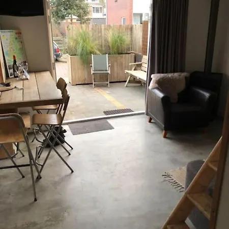 Have A Stay! - Free Parking