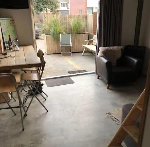 Have A Stay! - Free Parking